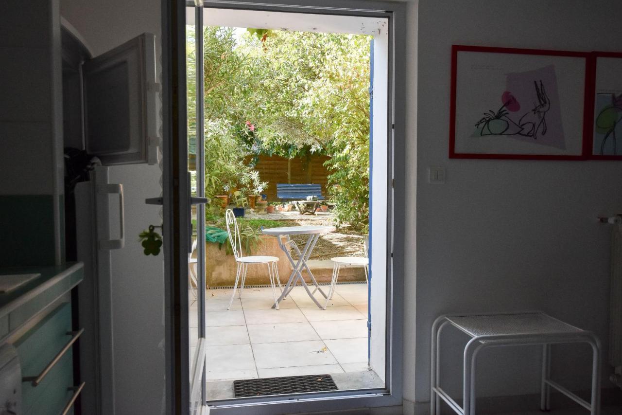 Appartement Moulin Rose - Location avec jardin et parking à Arles Extérieur photo